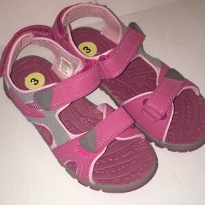 Khombu Girls Lilly Pink & Gray River Sandals